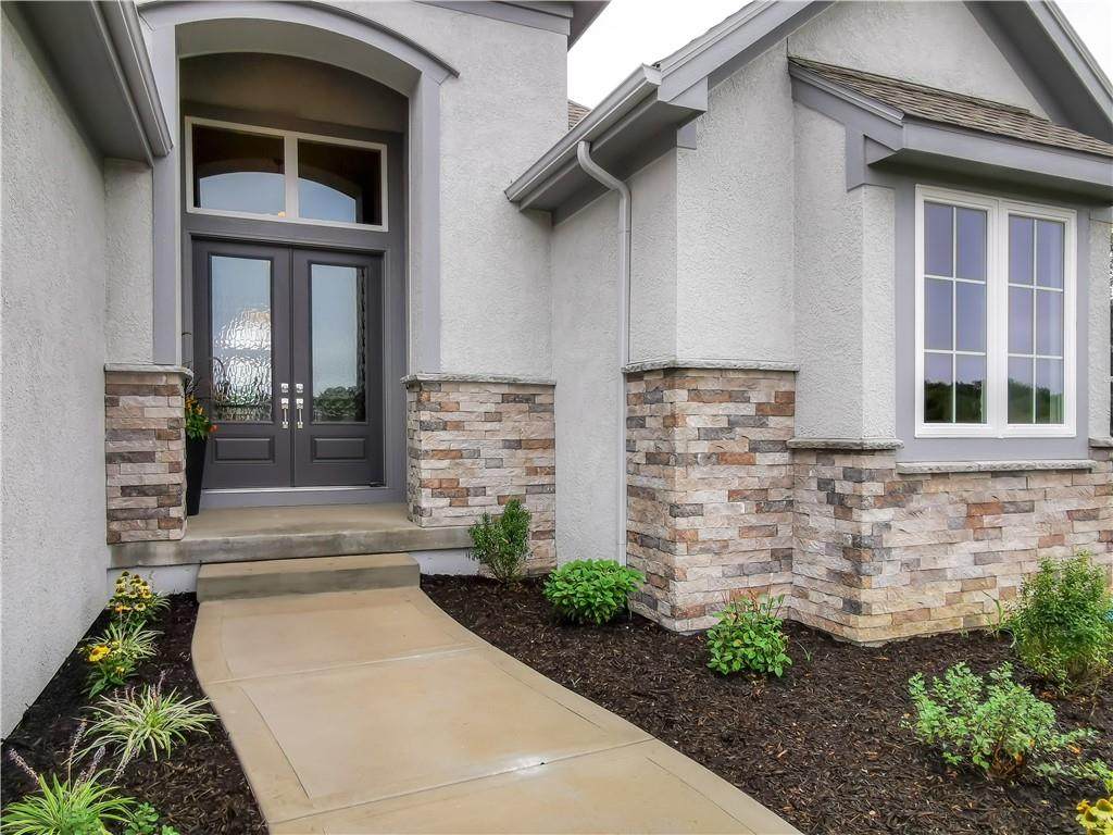 5845 Lucerne Avenue - Photo 1