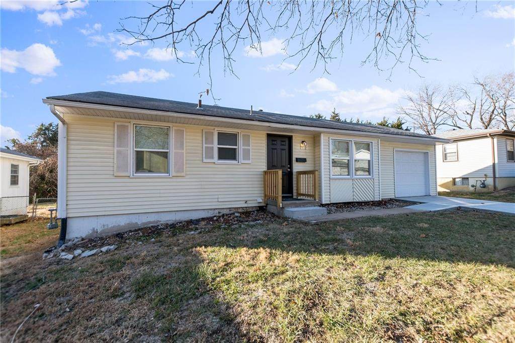 7512 Oakland Avenue - Photo 1