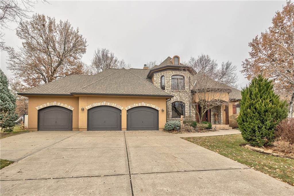 1200 Arrowhead Trail - Photo 1