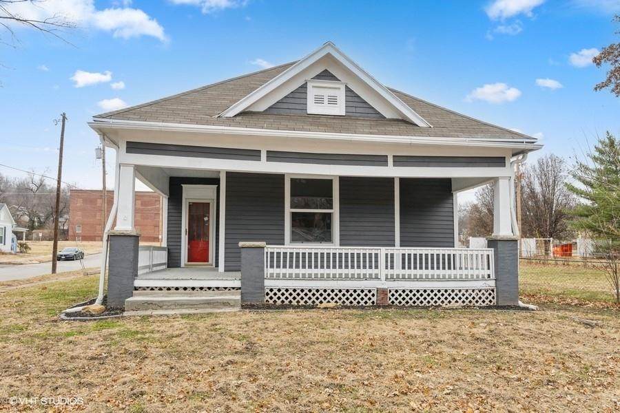 303 Valley Street - Photo 1