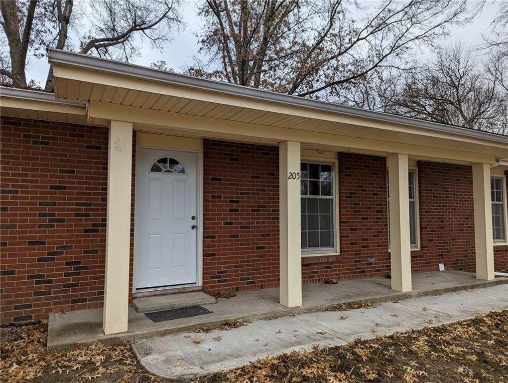 205 Dunns Lane - Photo 1