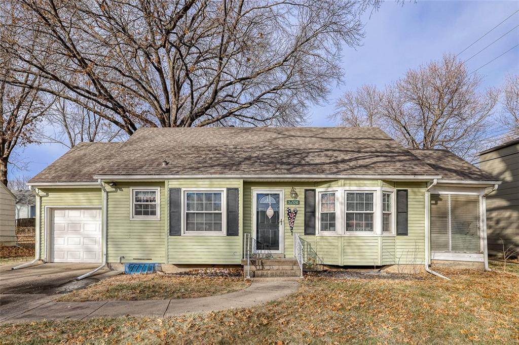 5206 50th Terrace - Photo 1