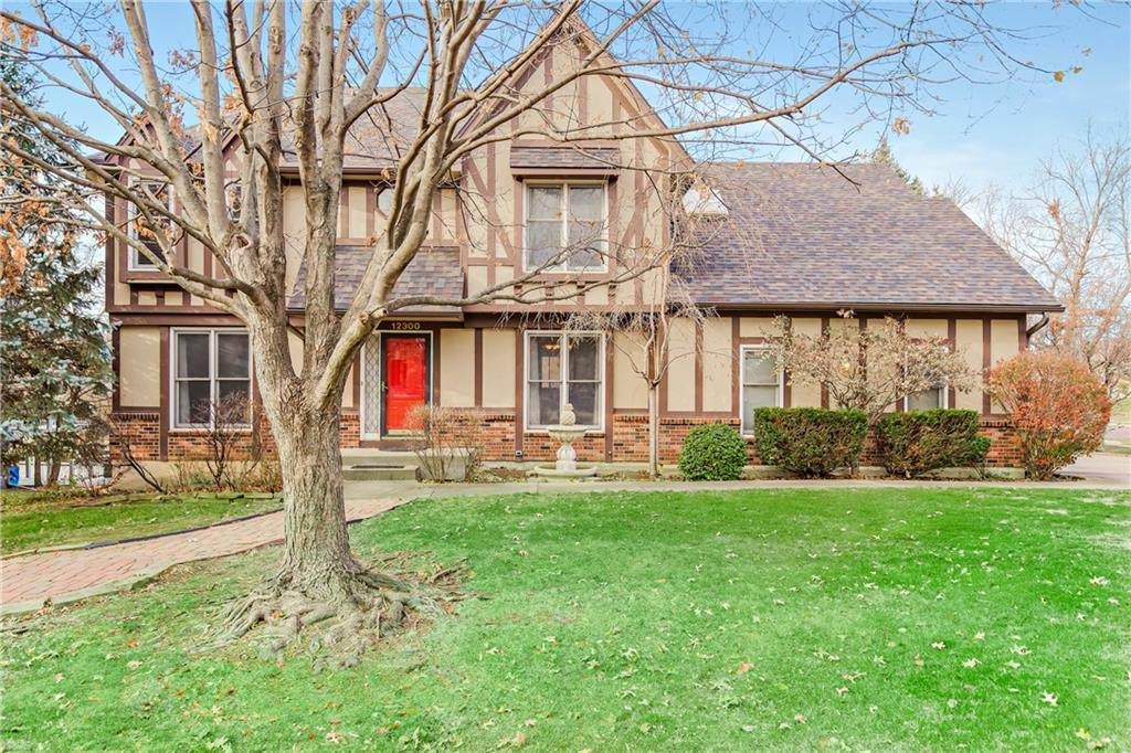 12300 Glenwood Street - Photo 1