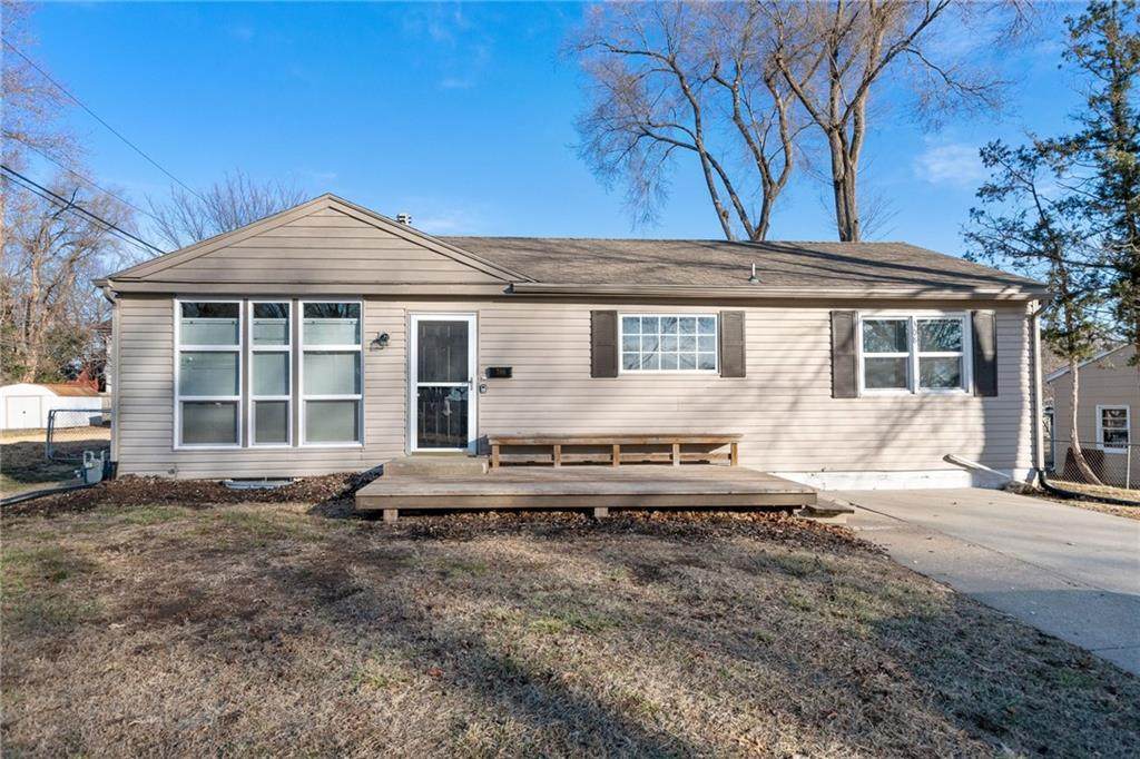 308 Jefferson Lane - Photo 1