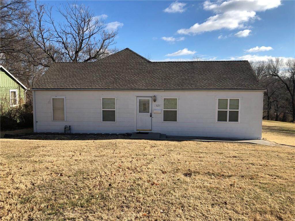 5123 Rinker Road - Photo 1