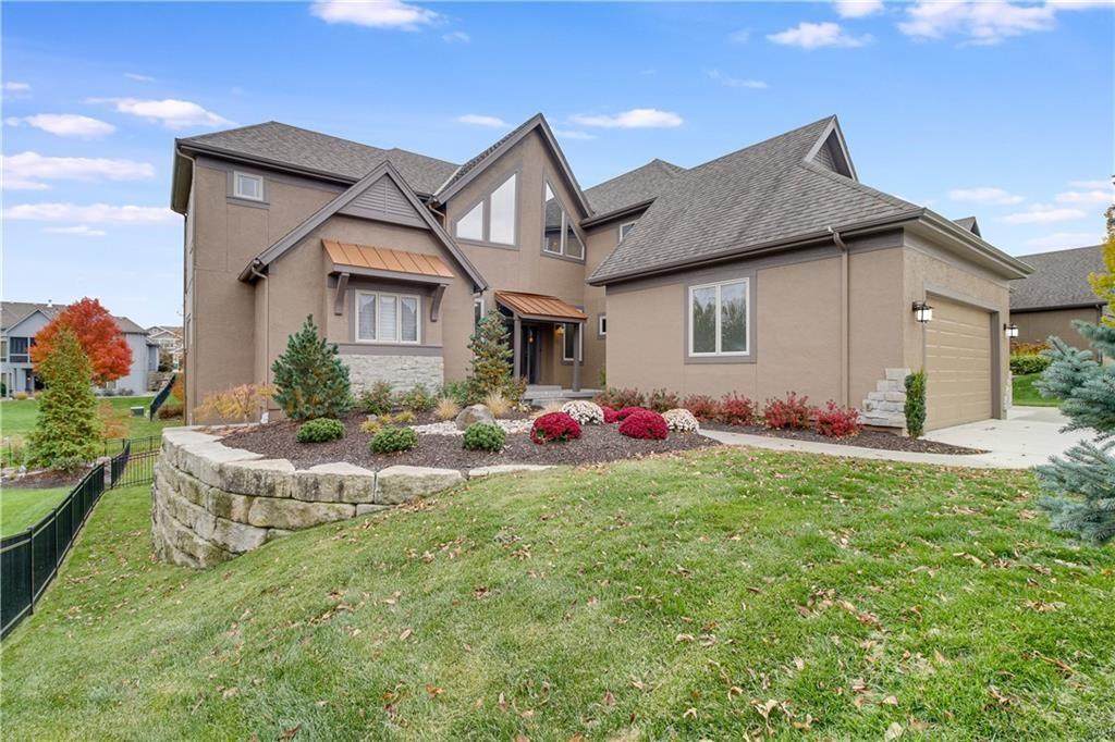 1709 Woodland Shores Court - Photo 1
