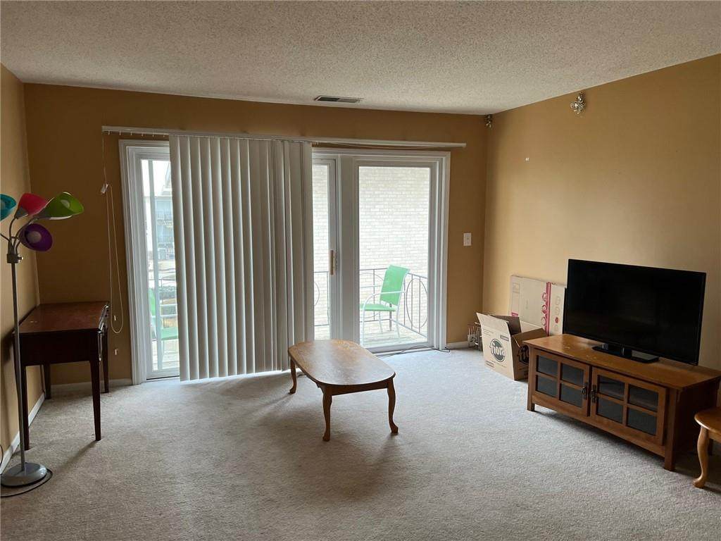 2811 Pembroke Lane - Photo 1