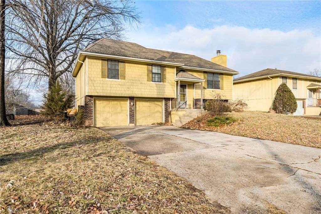 104 Flagstone Drive - Photo 1