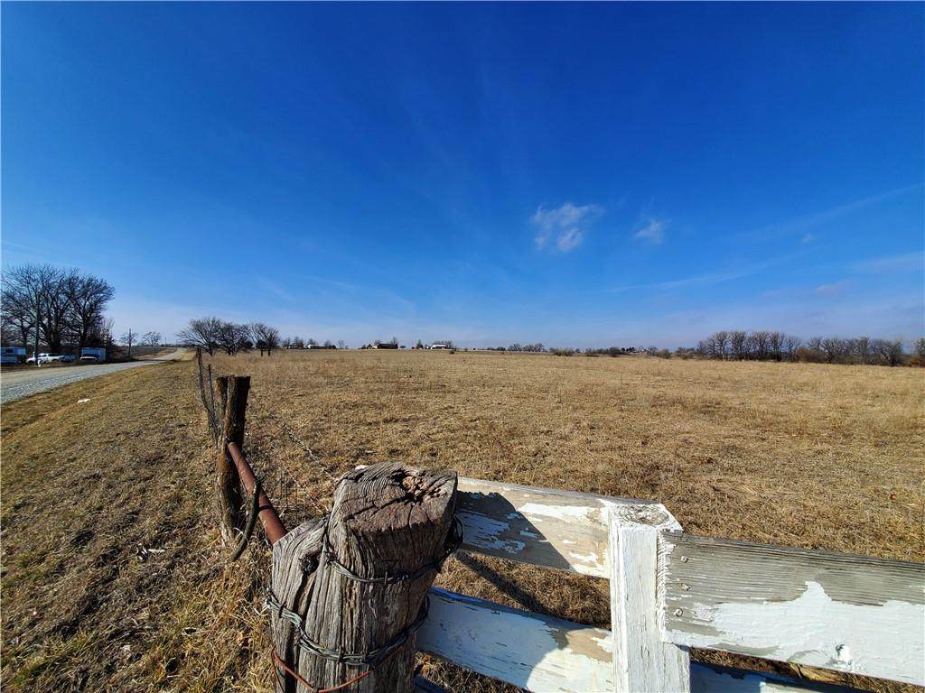 Corner 375 & 1821 Road - Photo 1