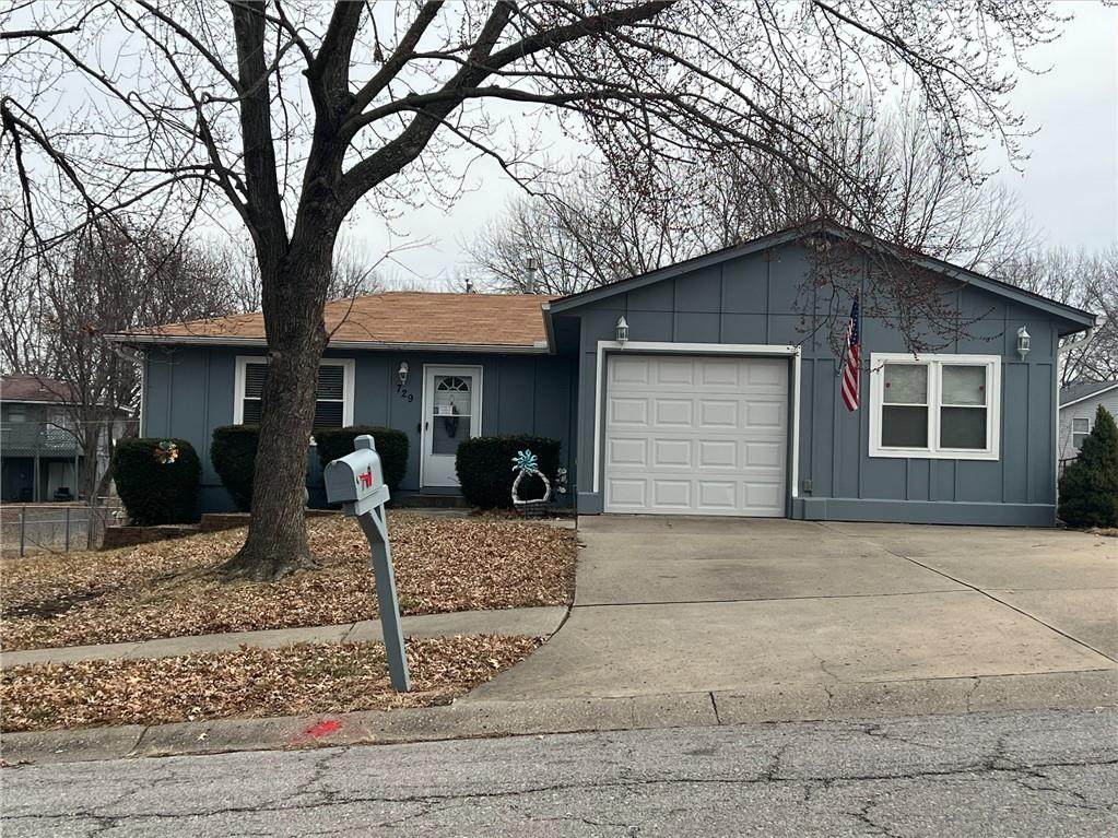 729 Sioux Avenue - Photo 1