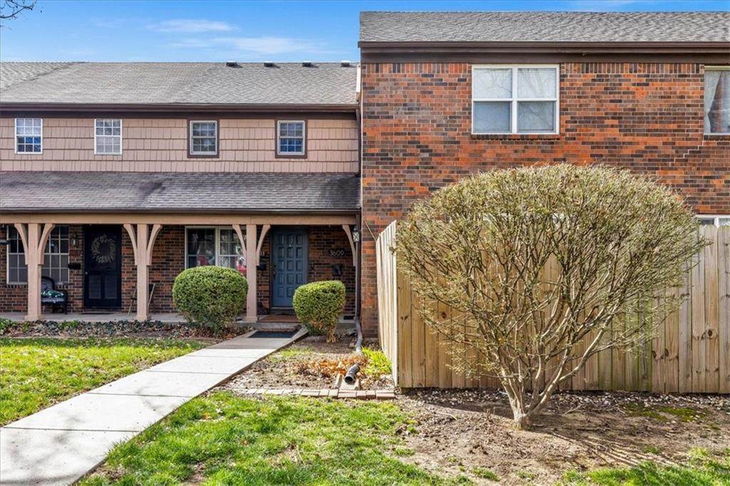 3609 68th Terrace - Photo 1