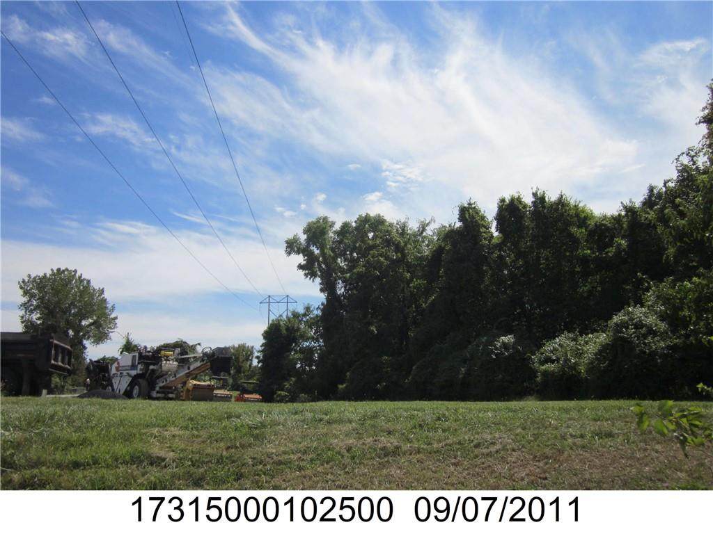 1409 Russell Road - Photo 1