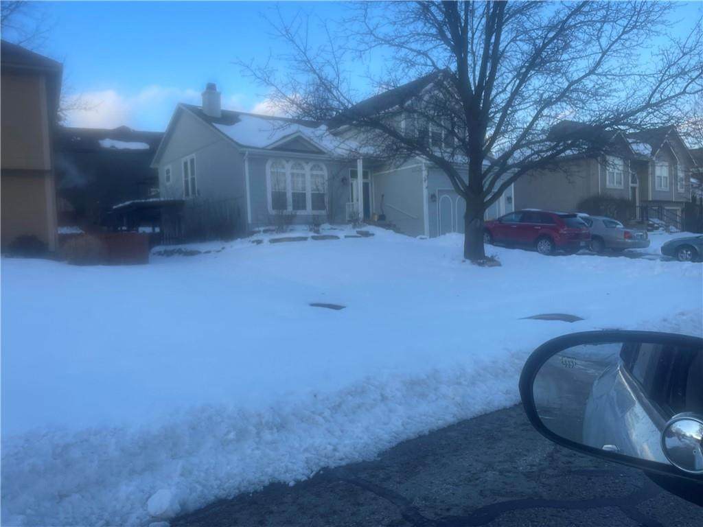 304 Killarney Lane - Photo 1