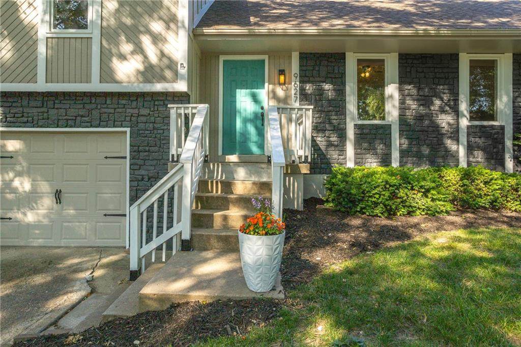 9627 Wayne Avenue - Photo 1