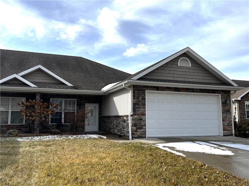 2619 32nd Street - Photo 1