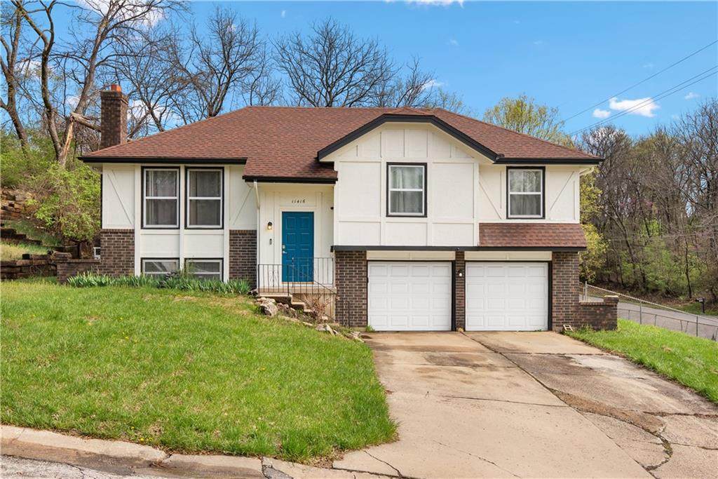 11416 69th Street - Photo 1
