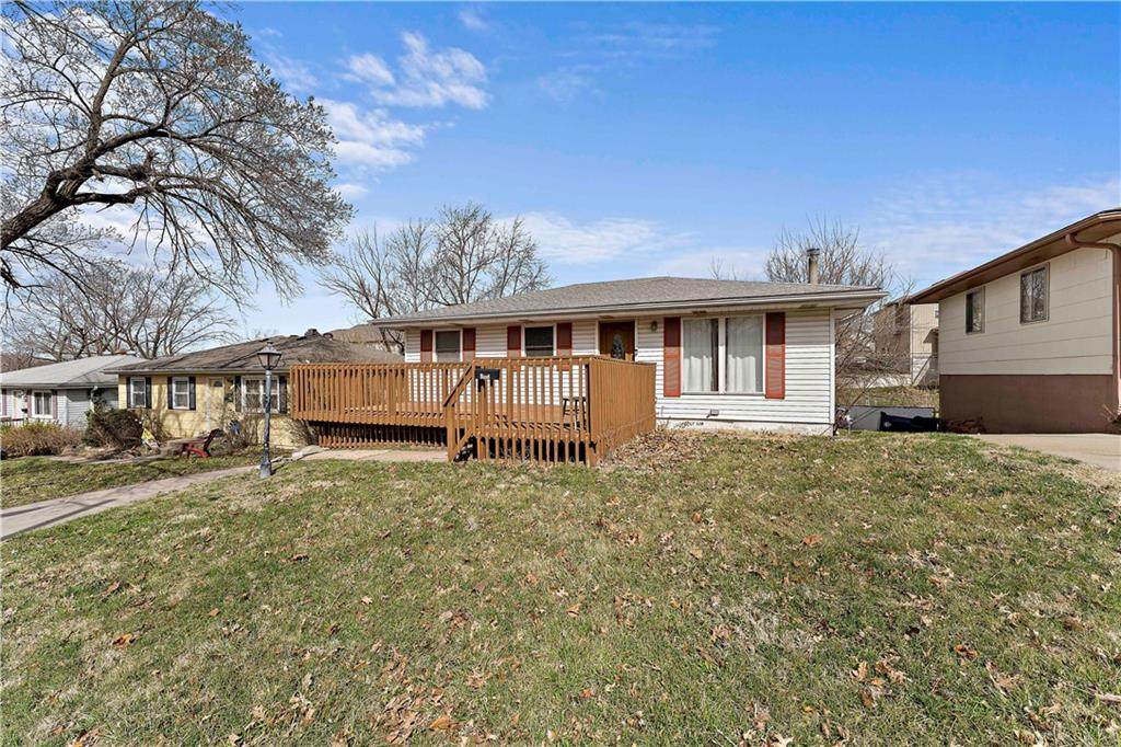 7208 46th Street - Photo 1