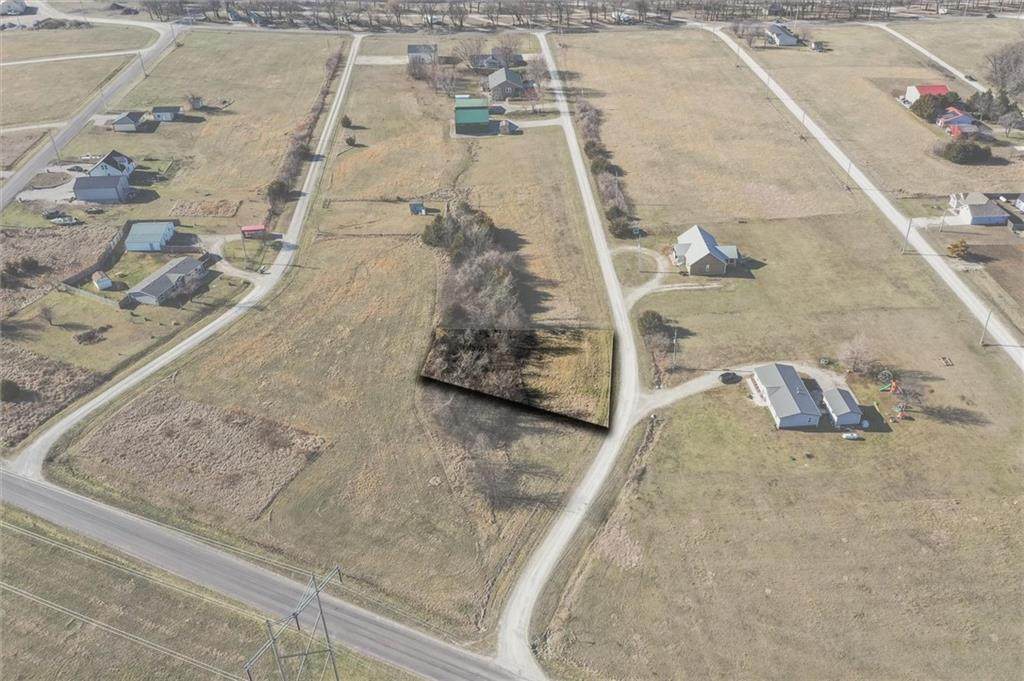 50 Tamarack Lane - Photo 1