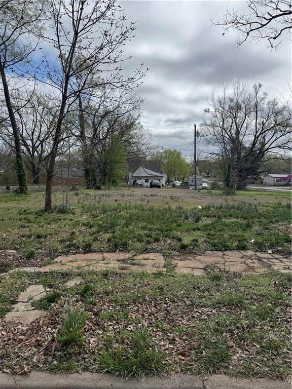 619 Heylman Street - Photo 1