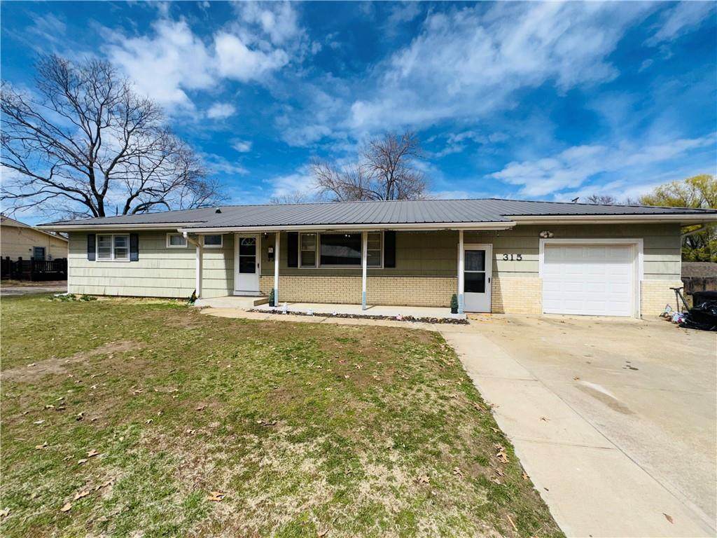315 Monroe Avenue - Photo 1