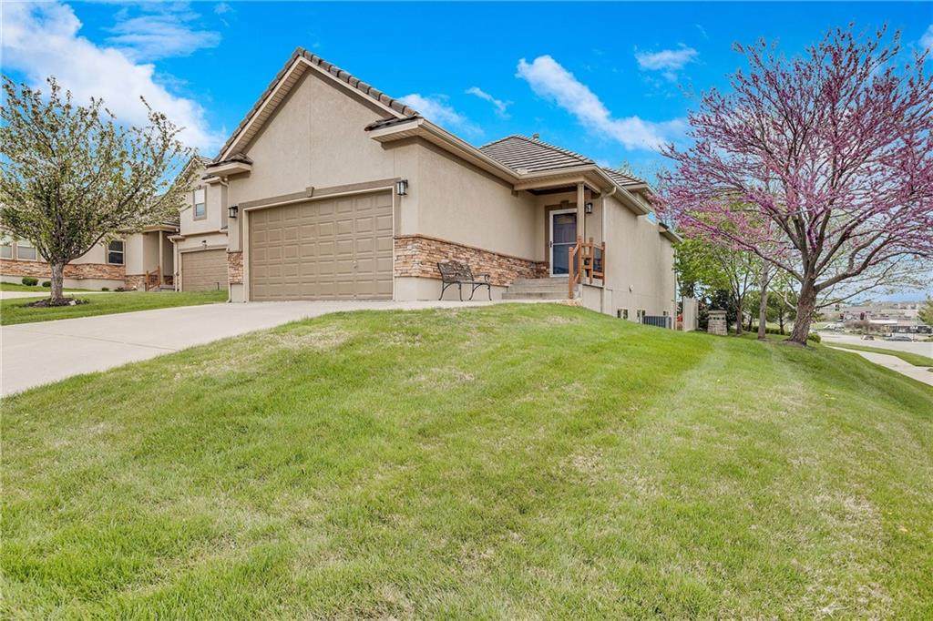 801 Lone Hill Drive - Photo 1
