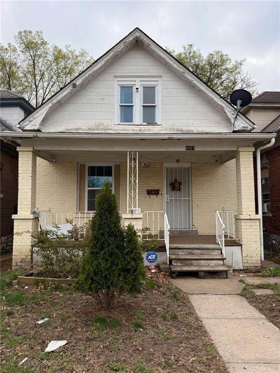 4807 7th Street - Photo 1