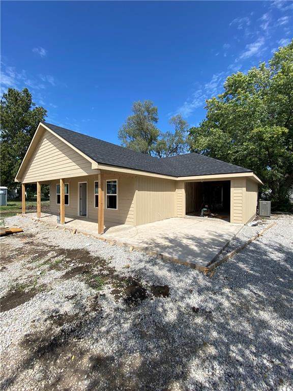 606 Pearl Street - Photo 1