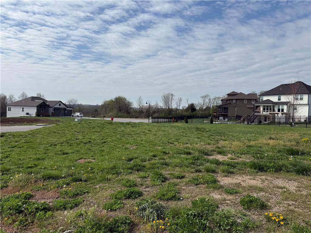 2512 Wheatley Drive - Photo 1