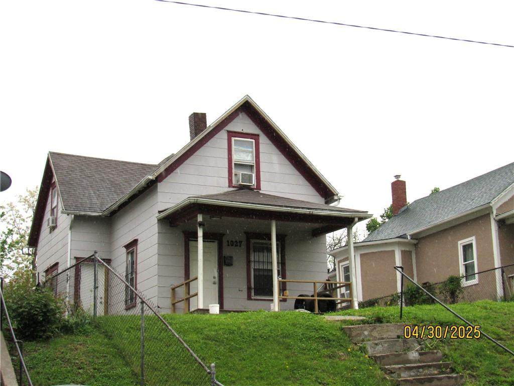 1027 Barnett Avenue - Photo 1