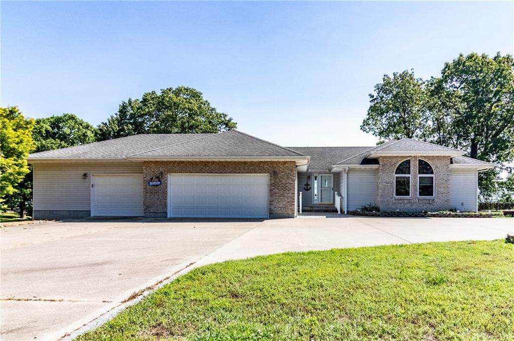 30828 Nomad Drive - Photo 1