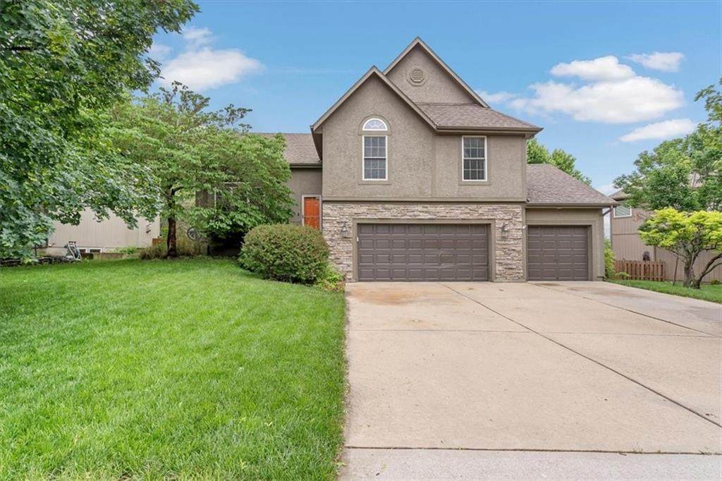 7020 Round Prairie Street - Photo 1