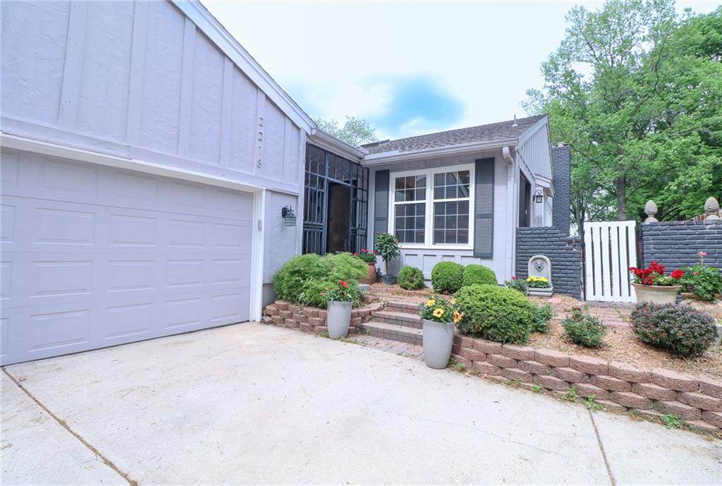 2218 Condolea Terrace - Photo 1