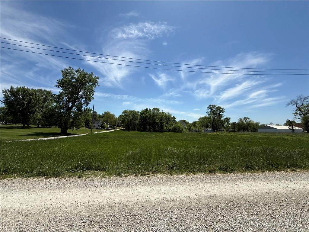 909 Main Street - Photo 1