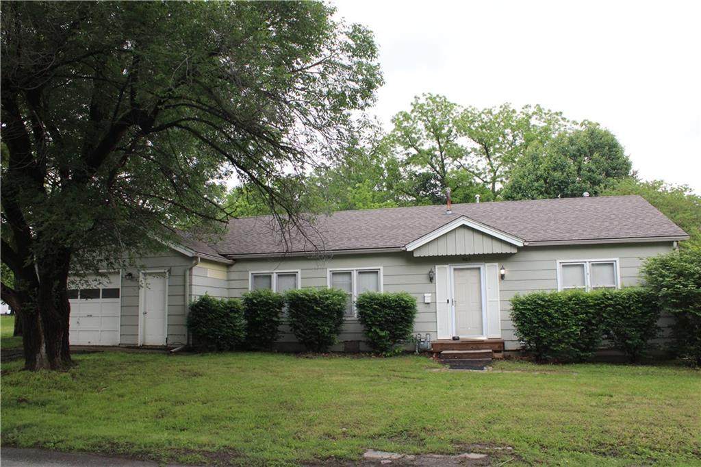 905 Smelter Street - Photo 1