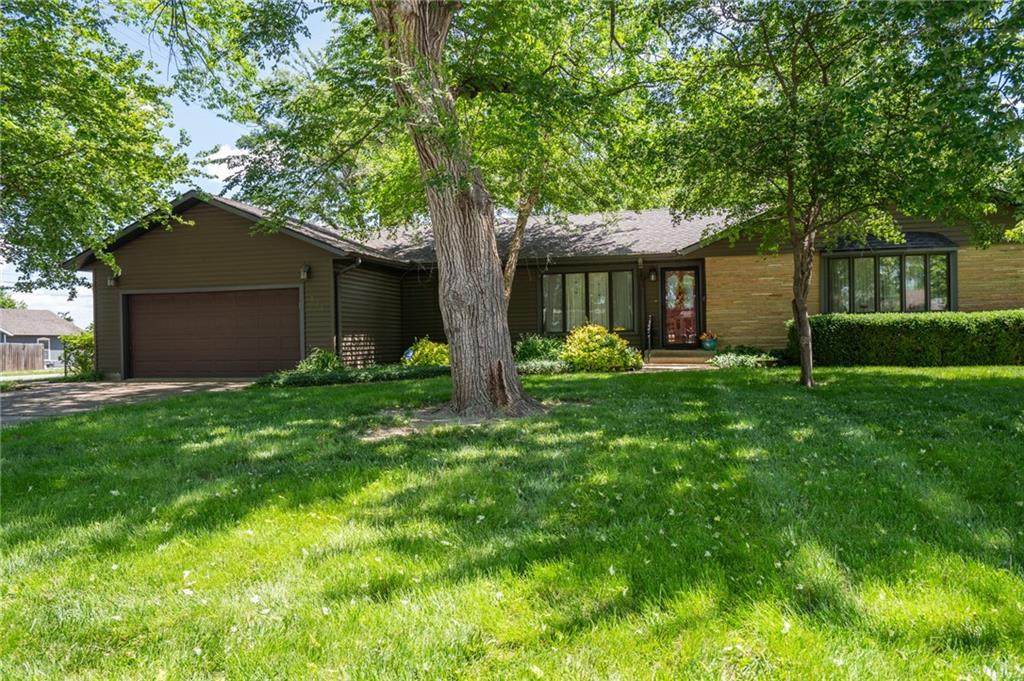 506 Pine Street - Photo 1