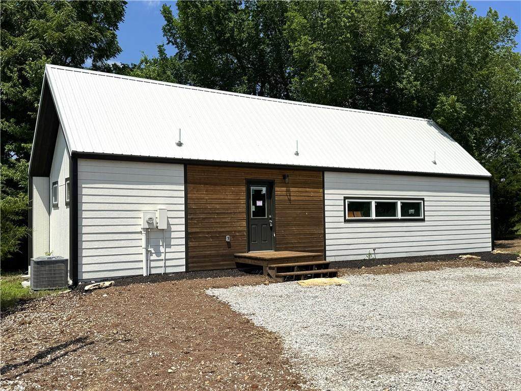 258 Sycamore Drive - Photo 1
