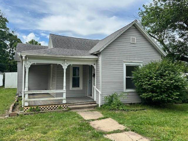 627 Cherry Street - Photo 1