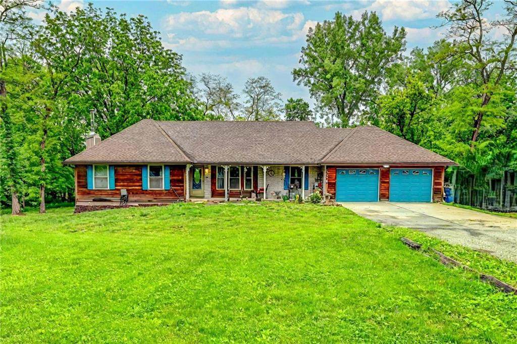 19490 Countryside Circle - Photo 1