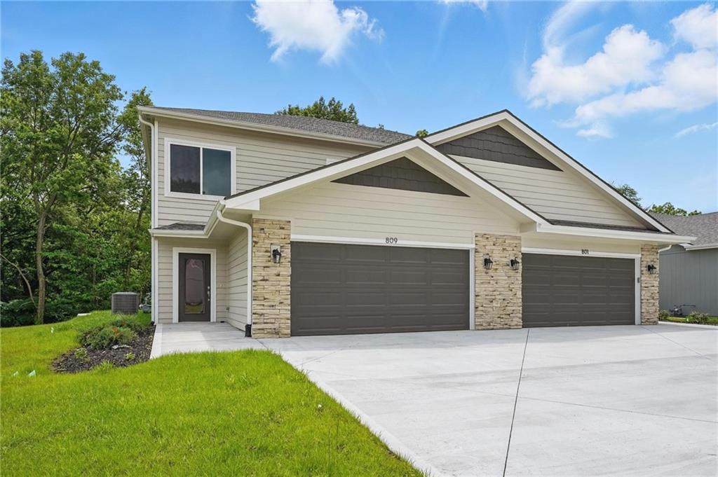 809 Highland Drive - Photo 1