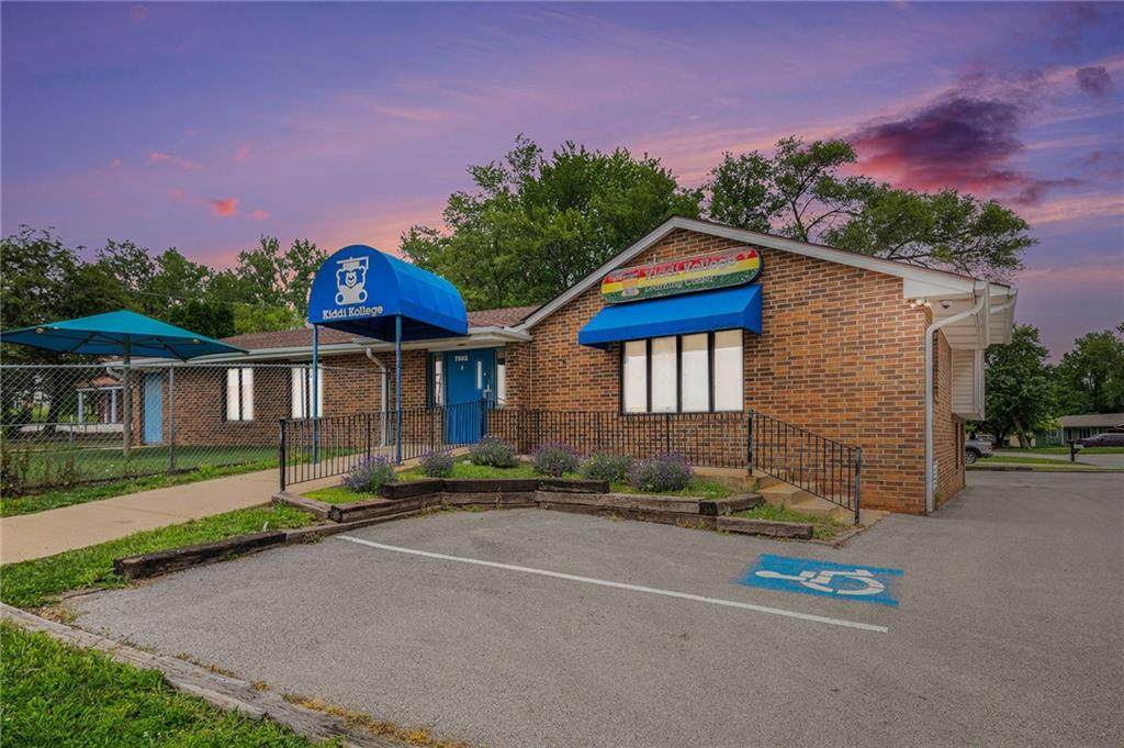 7502 Nebraska Avenue - Photo 1