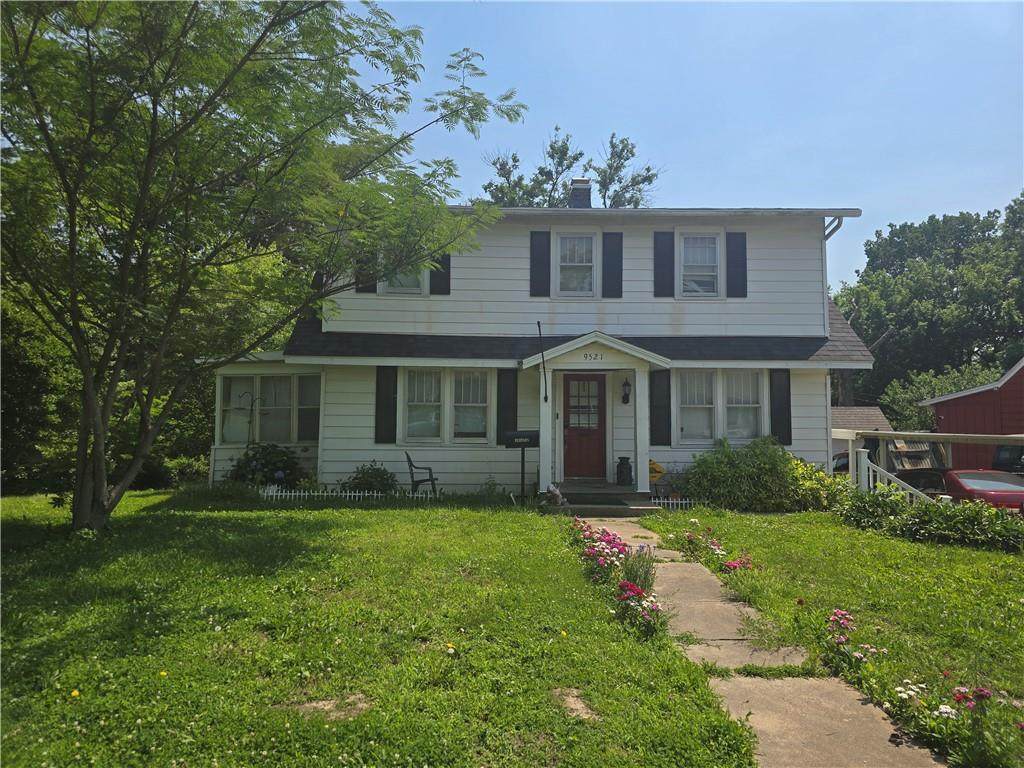 9521 13th Street - Photo 1
