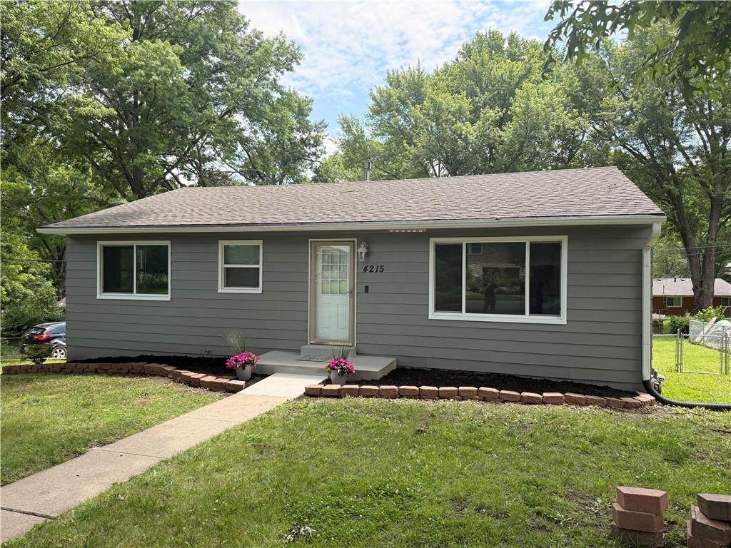 4215 Summit Street - Photo 1