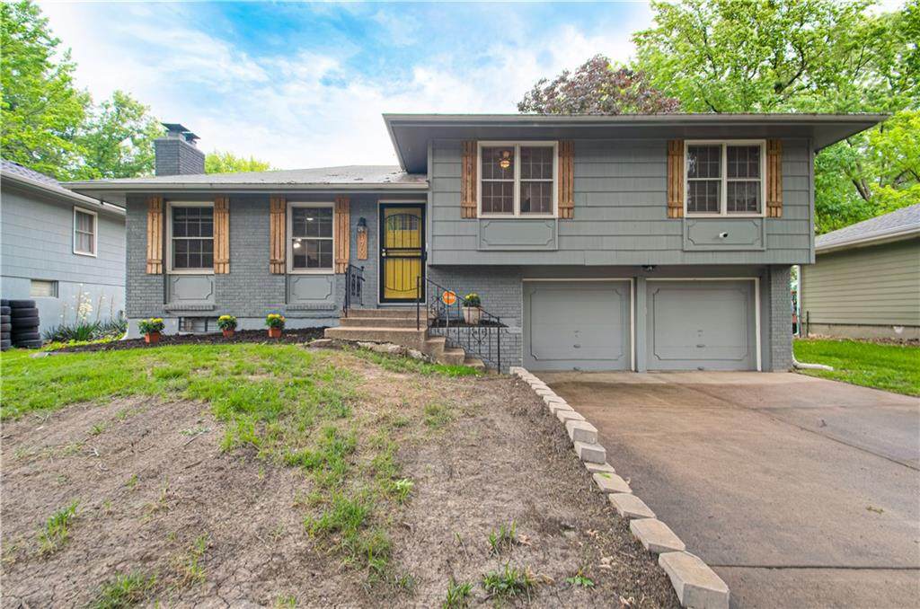 11709 Fuller Avenue - Photo 1
