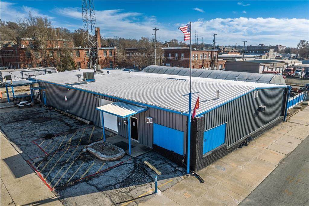 701 8th Street - Photo 1