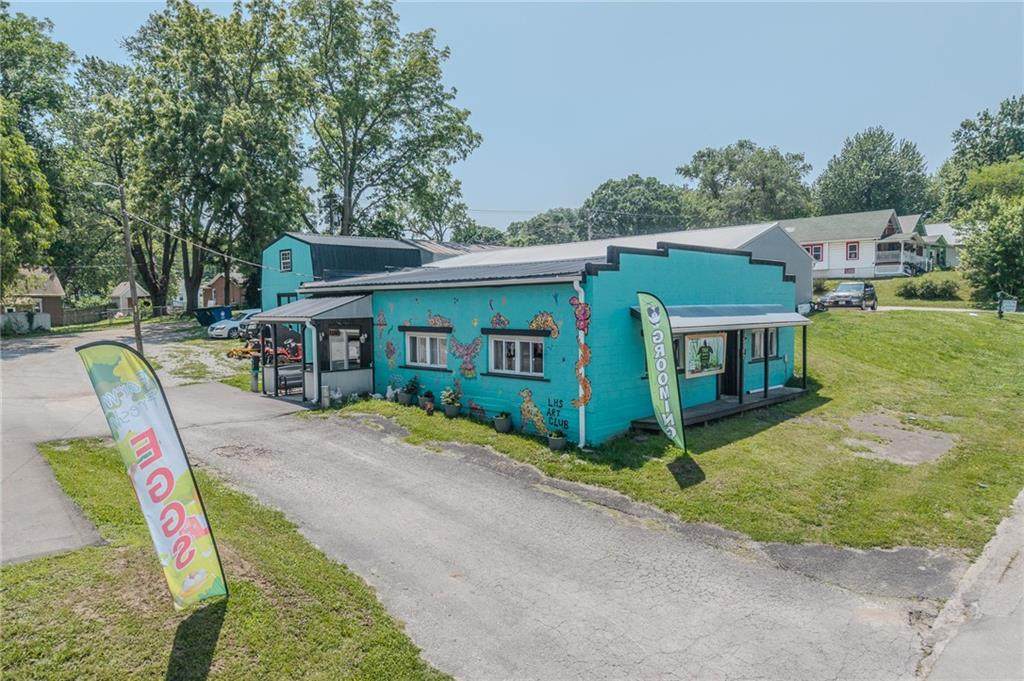 2107 Main Street - Photo 1