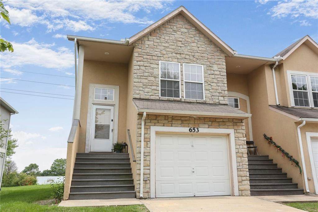 653 Woodson Lane - Photo 1