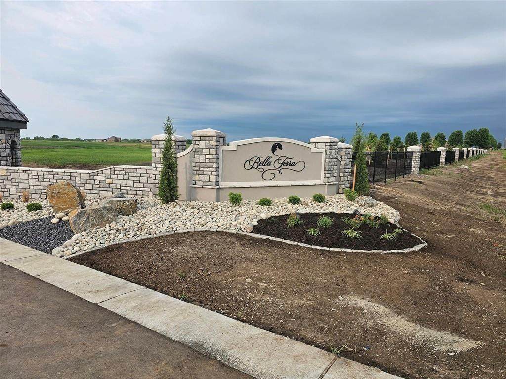 18703 Bella Terra Road - Photo 1