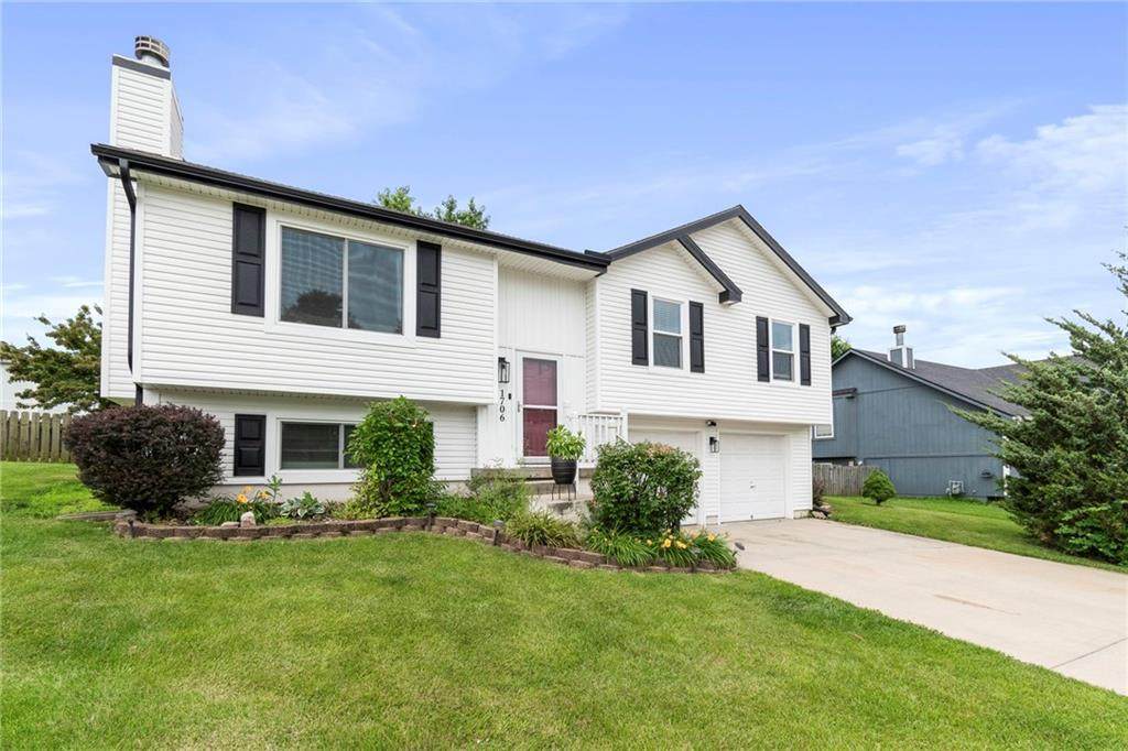 1706 Clear Creek Drive - Photo 1
