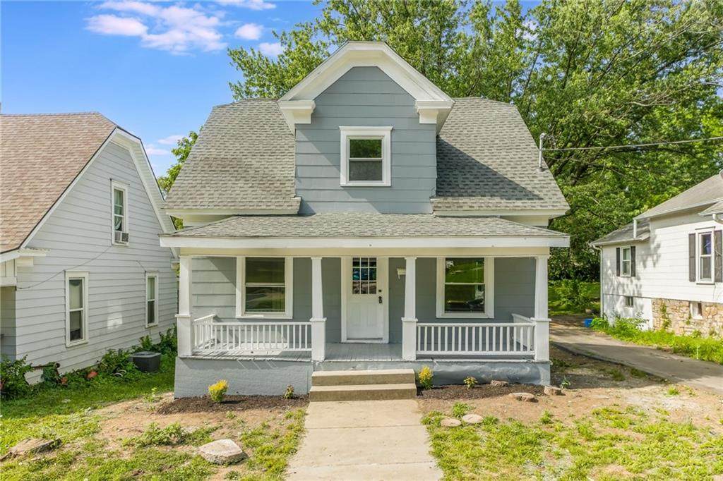 936 St Paul Avenue - Photo 1