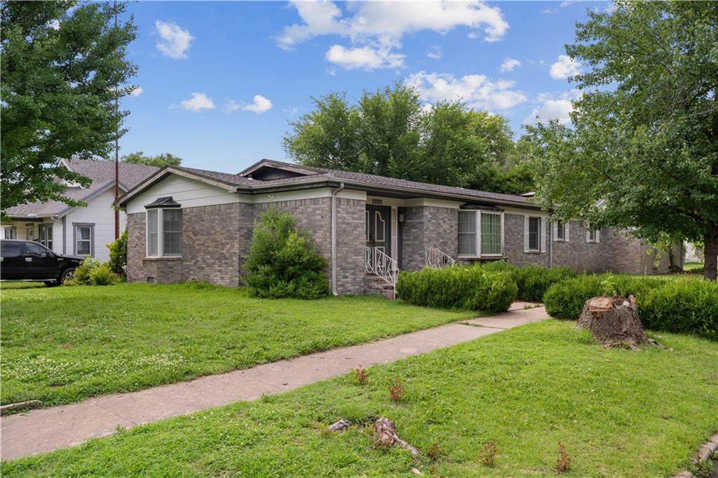 1302 4th Street - Photo 1